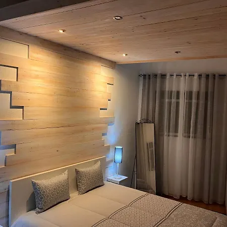 Cantinho Da Aldeia 托马尔